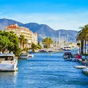  Сasa de vacaciones Casita Con Jardin, Bbq, Wifi, Centro Y Playa